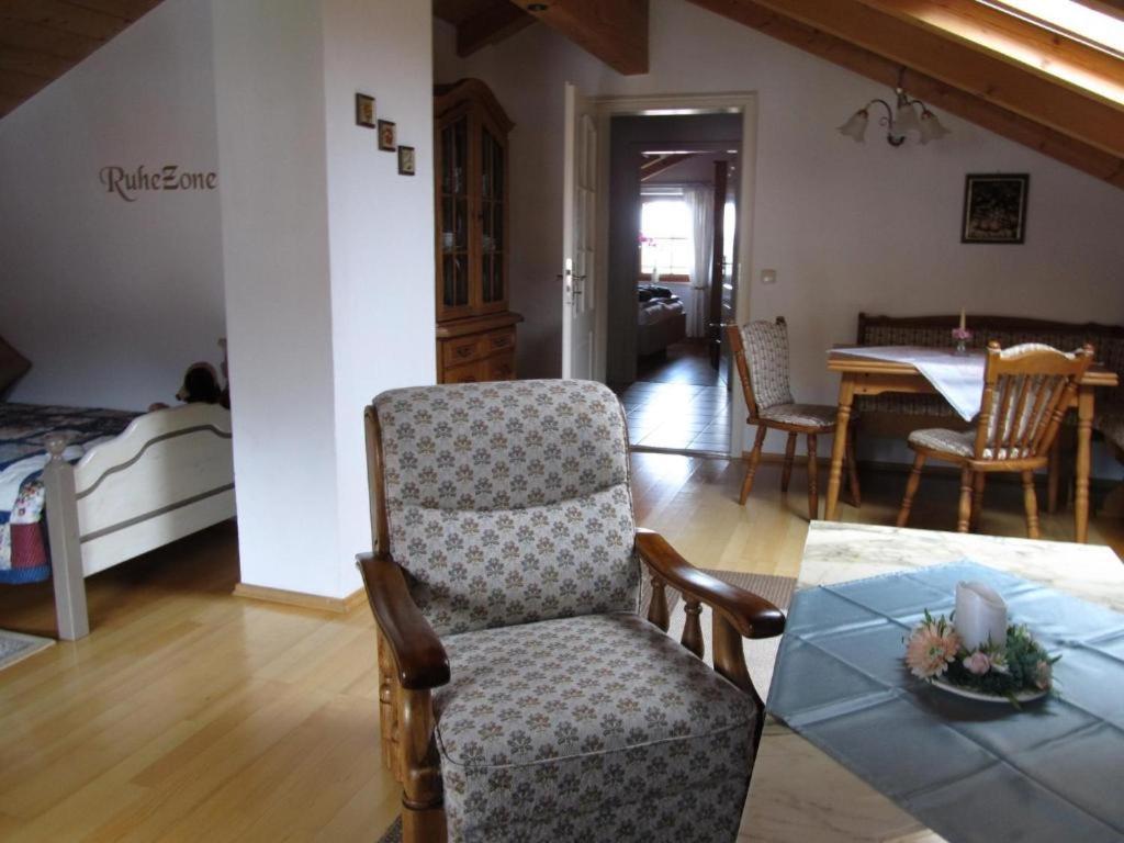 Ferienwohnung Bei Mutti Rottau Экстерьер фото