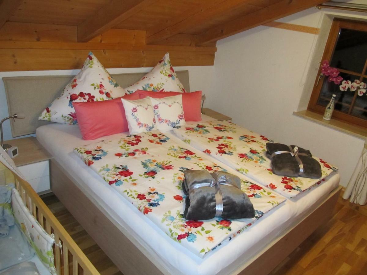Ferienwohnung Bei Mutti Rottau Экстерьер фото